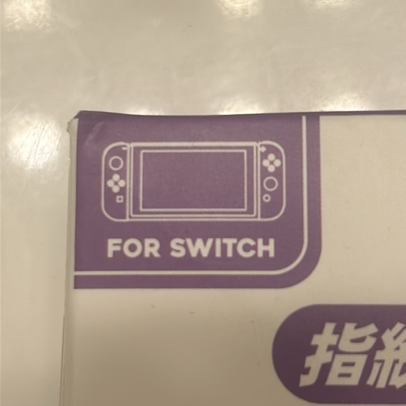 Nintendo Switch Peppermint Case - Picture 4 of 4